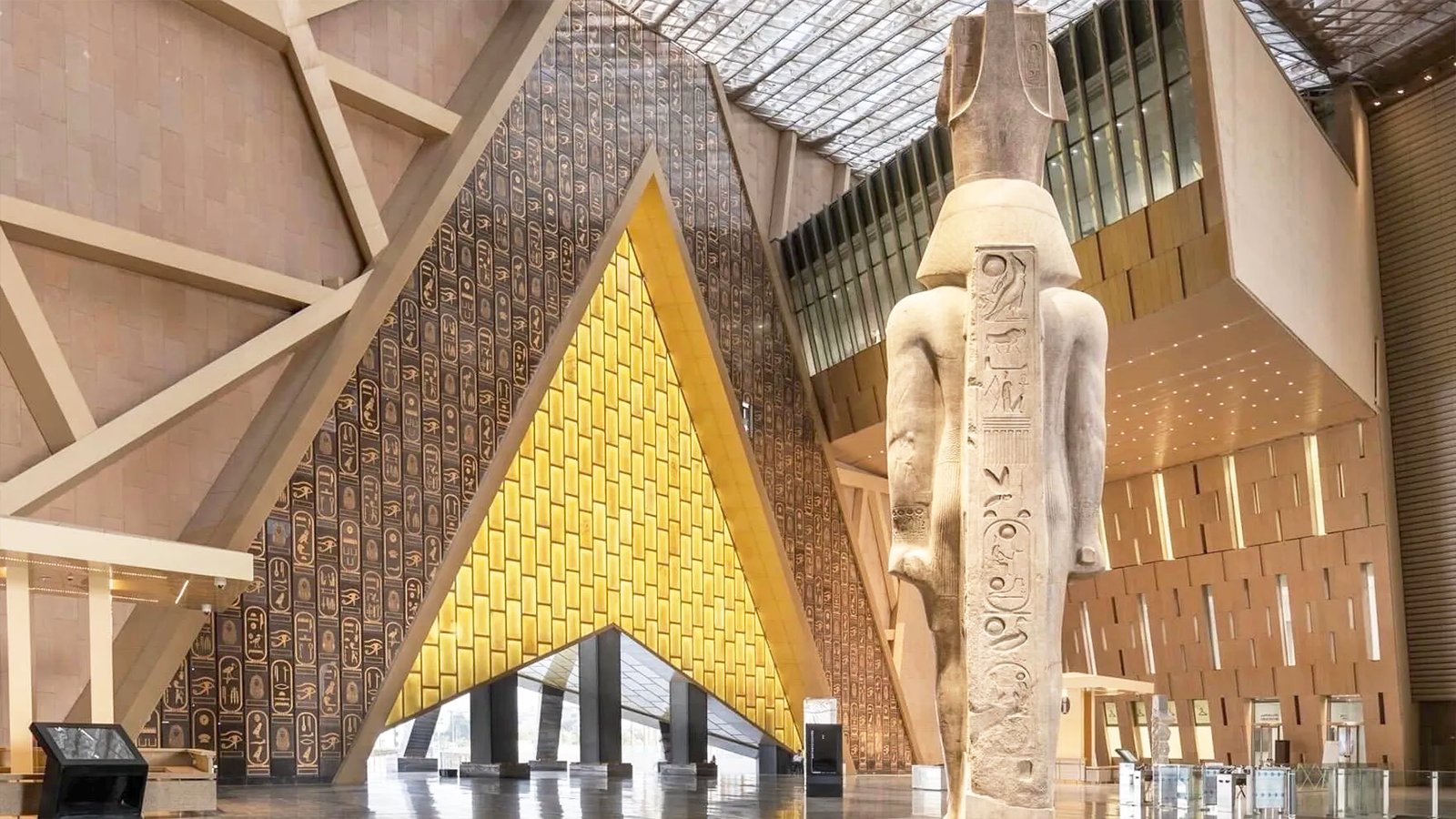 Half Day Tour To The Grand Egyptian Museum