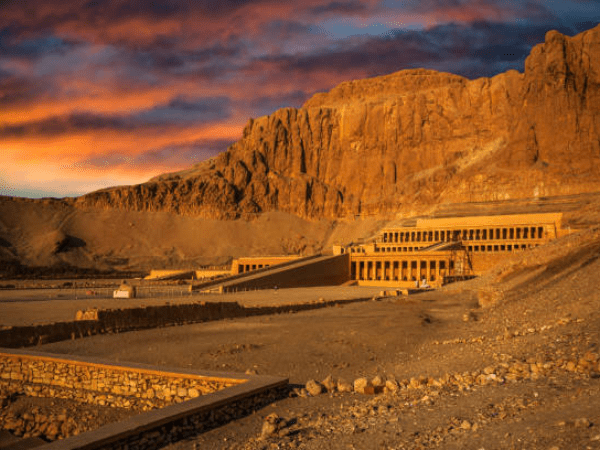 Group Day Tour from Hurghada To Luxor
