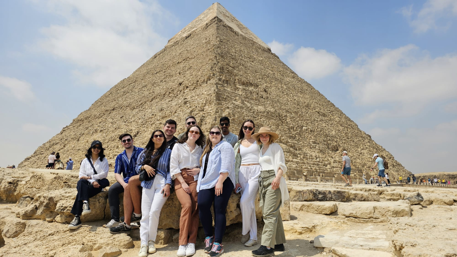 Day Tour from Hurghada To Cairo by Bus