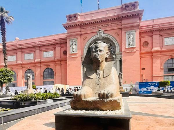 Half Day Tour To Egyptian museum