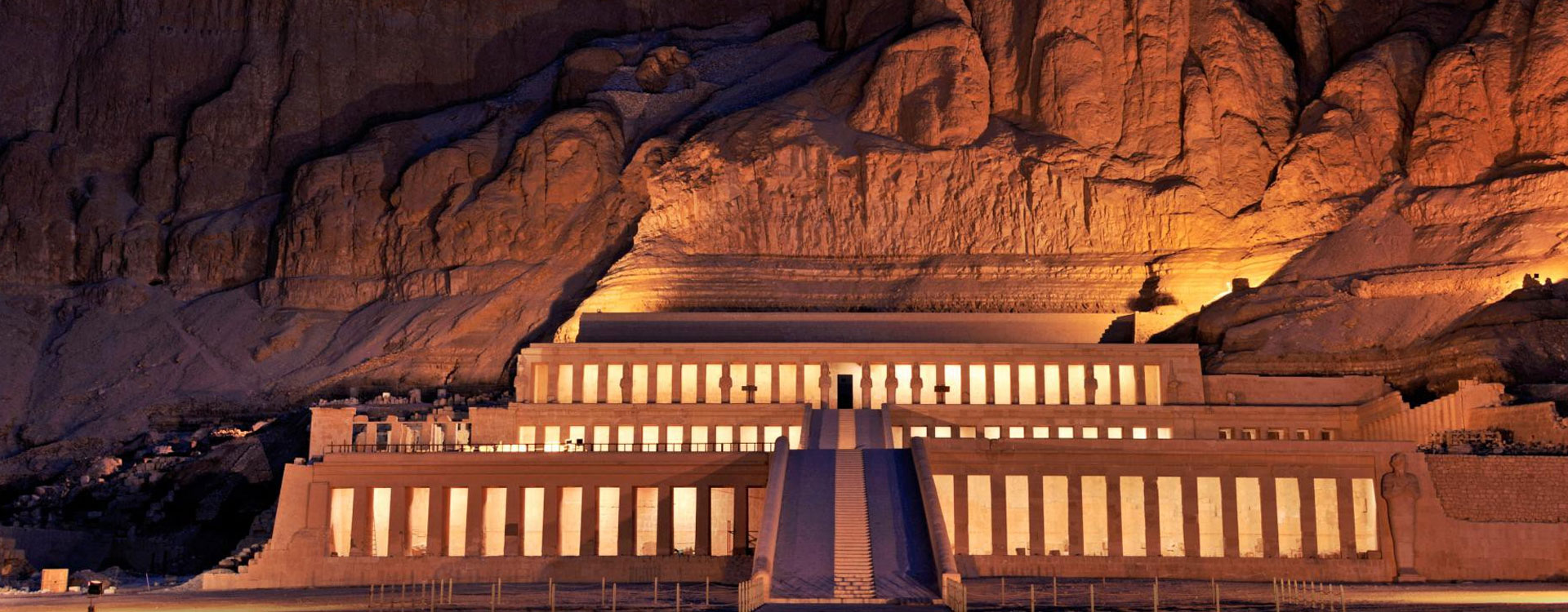 A Day Tour From Cairo To Luxor By Plane