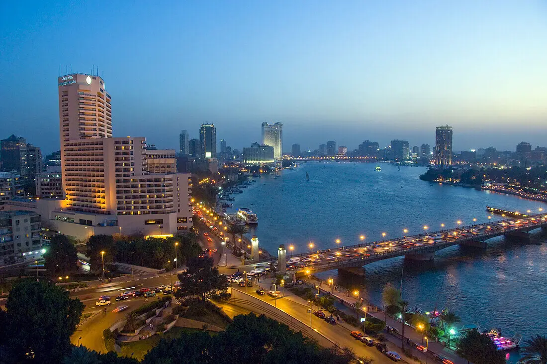 Half Day Tour in Cairo nightlife with the famous Park